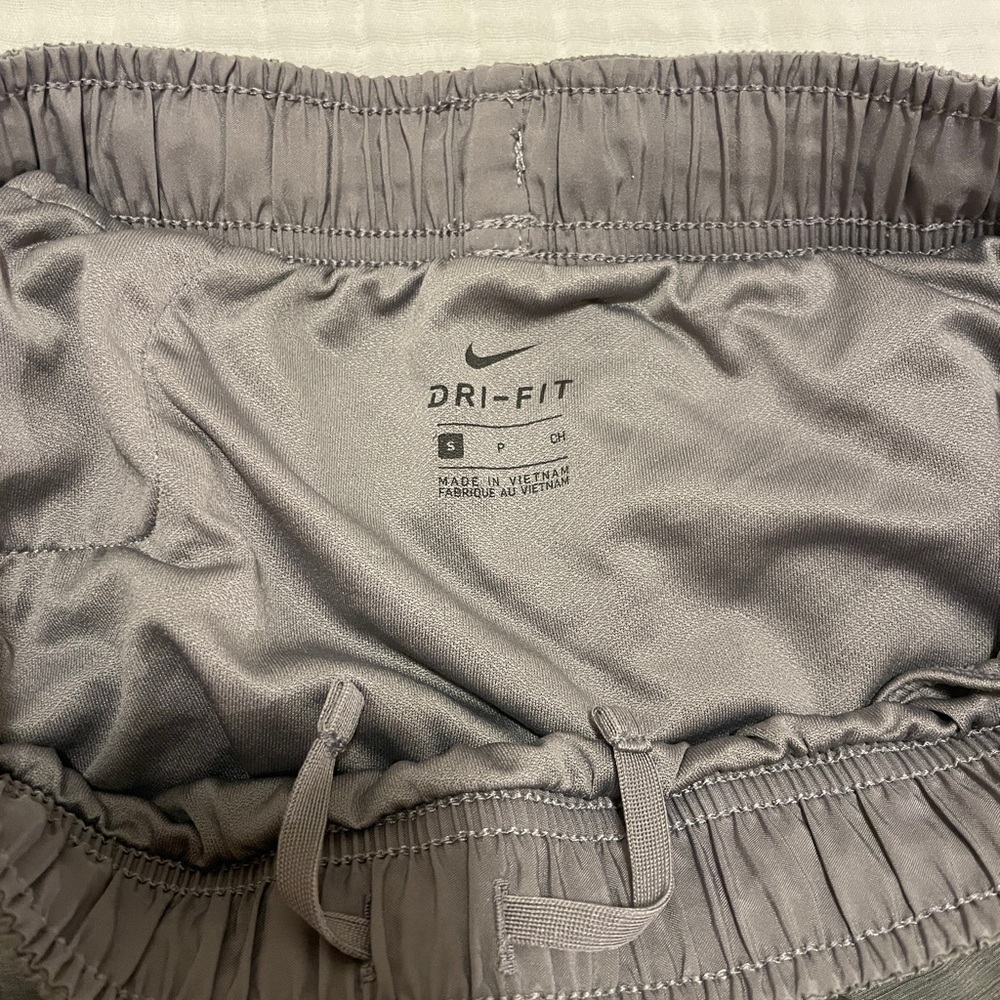 Nike Women's Charcoal Athletic Shorts - Picture 3 of 3